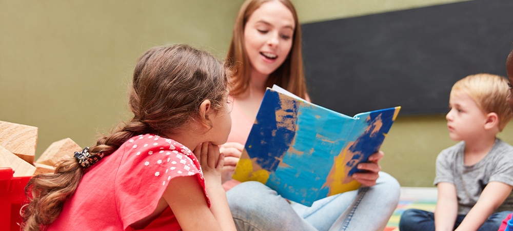 Reading aloud to encourage reluctant readers