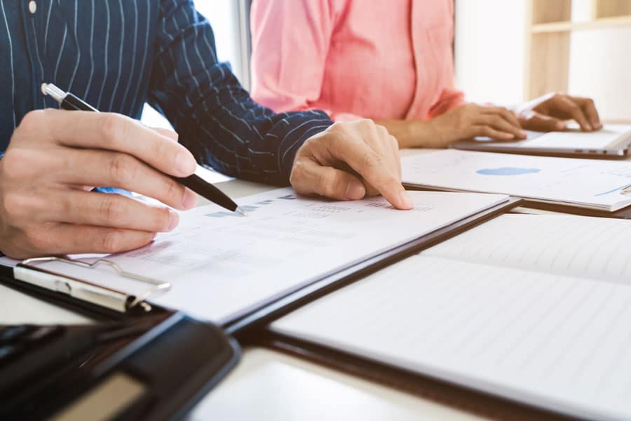 shutterstock_1674877510-redundancy-900