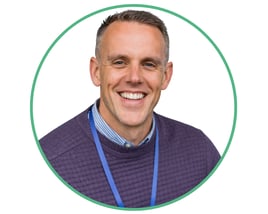 Simon Murphy headshot